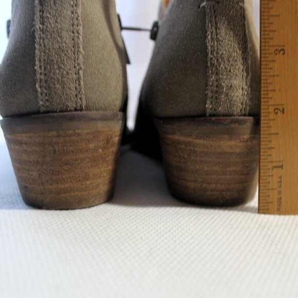Lucky Brand Taupe Suede Ankle Boots / Booties, 1.75" Stacked Heel, 6M - Picture 10 of 10